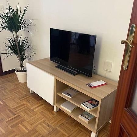 Acogedor Y Soleado Apartamento Recien Amueblado En Gijón Exteriör bild